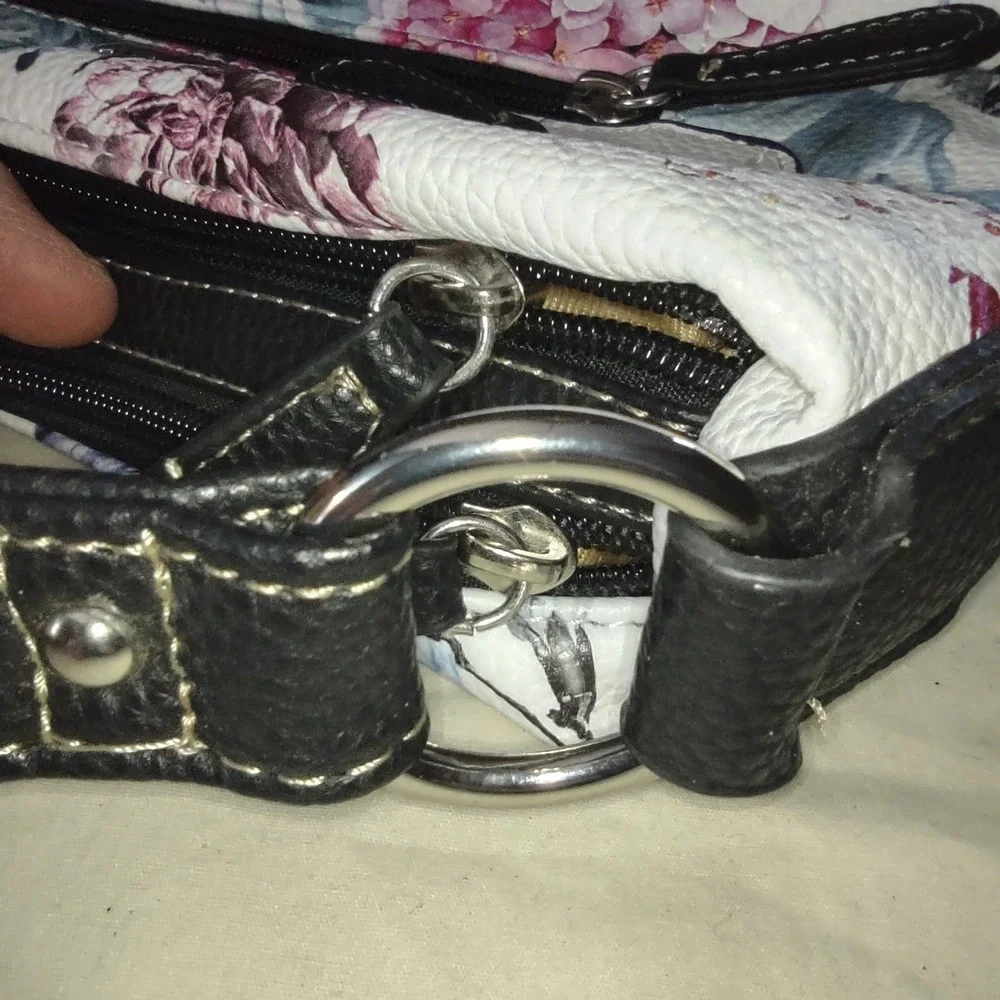 Stone Mountain Leather Floral Print‎ Shoulder Bag Women Black Zip Multi Pockets